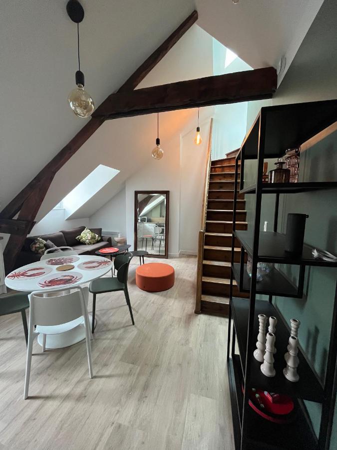 Appartement Duplex Refait A Neuf à Boulogne-sur-Mer Extérieur photo